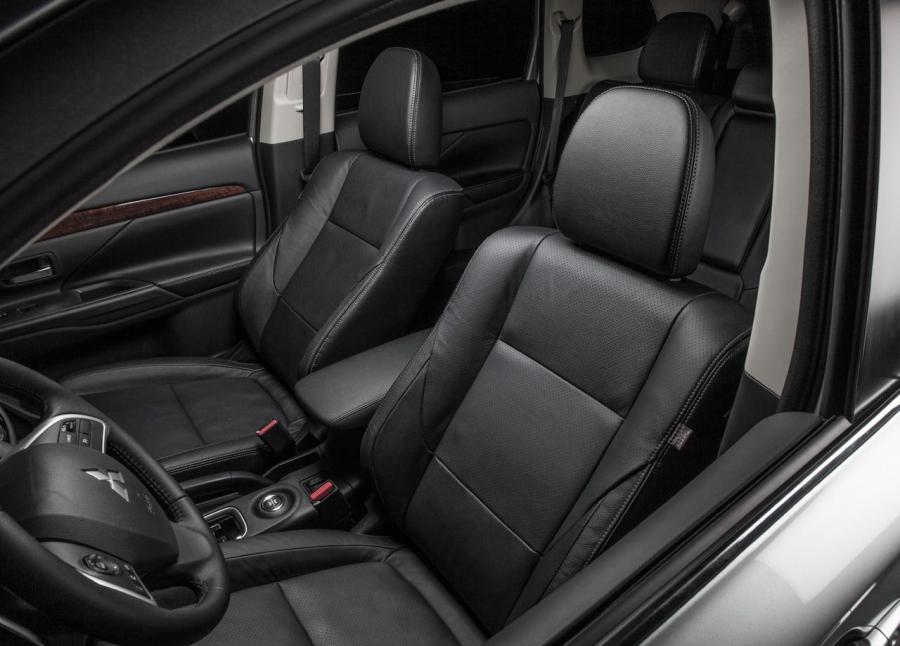  Mitsubishi Outlander 2014 года  (фото 64 из 136)